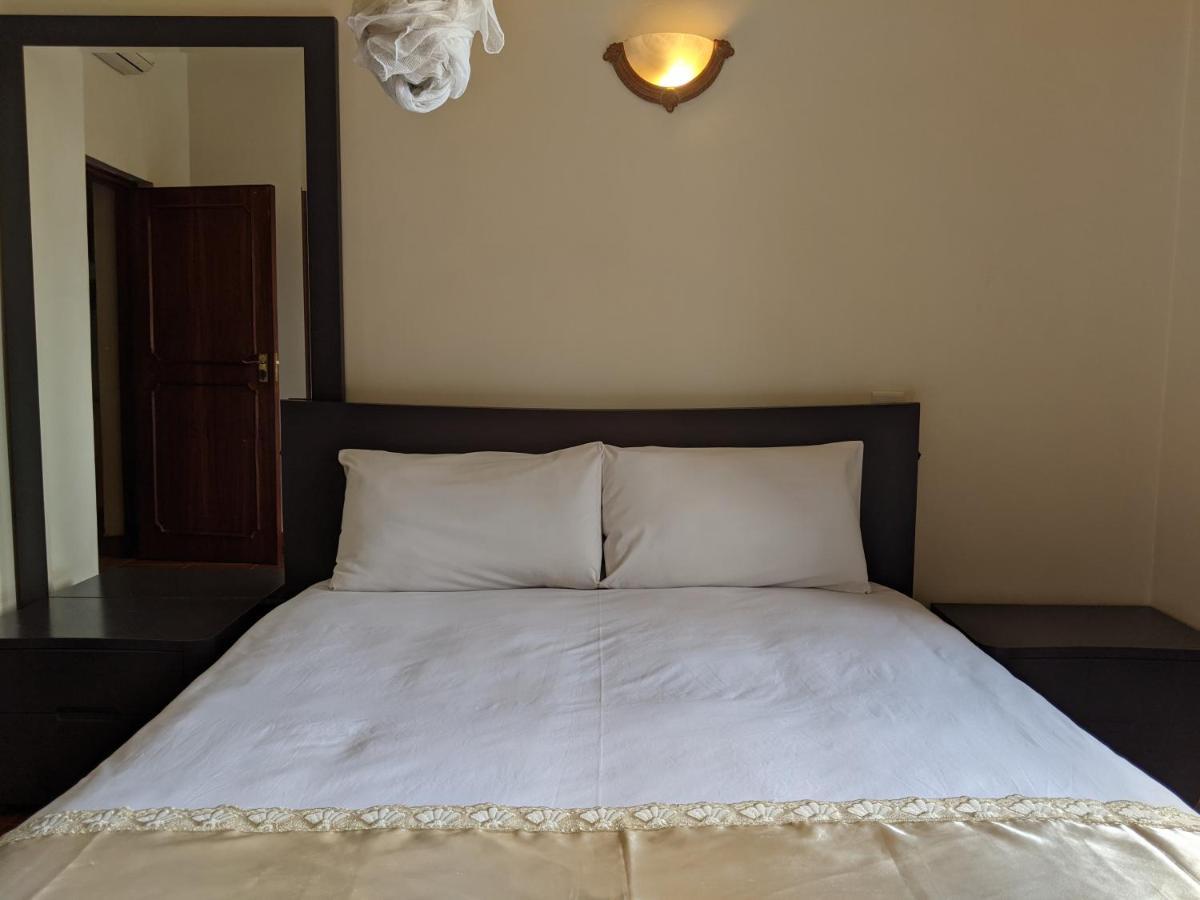 Prestige Hotel Suites Kampala Ngoại thất bức ảnh