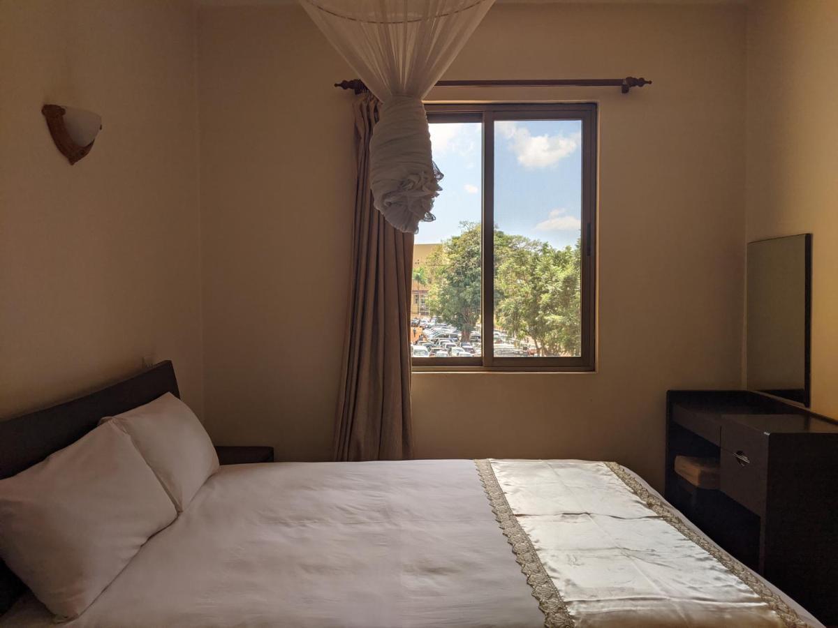 Prestige Hotel Suites Kampala Ngoại thất bức ảnh