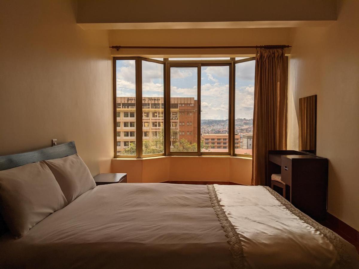 Prestige Hotel Suites Kampala Ngoại thất bức ảnh