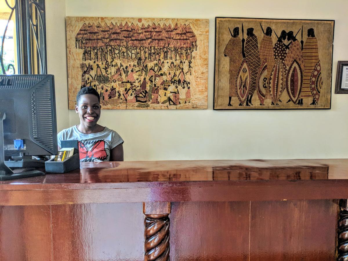 Prestige Hotel Suites Kampala Ngoại thất bức ảnh