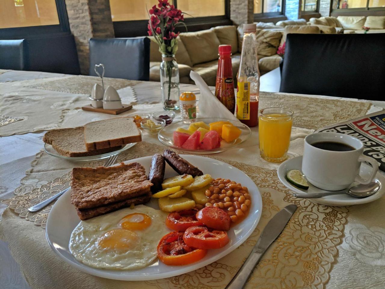 Prestige Hotel Suites Kampala Ngoại thất bức ảnh