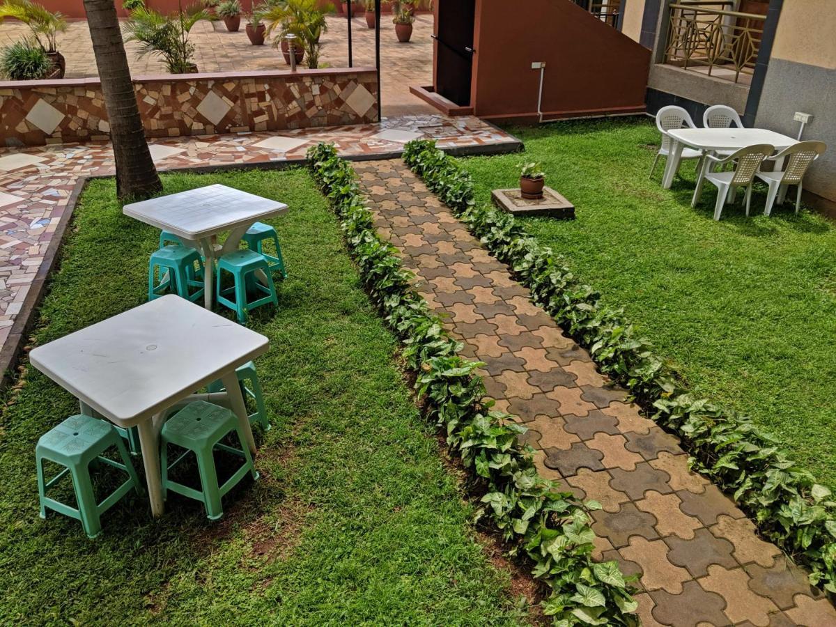 Prestige Hotel Suites Kampala Ngoại thất bức ảnh